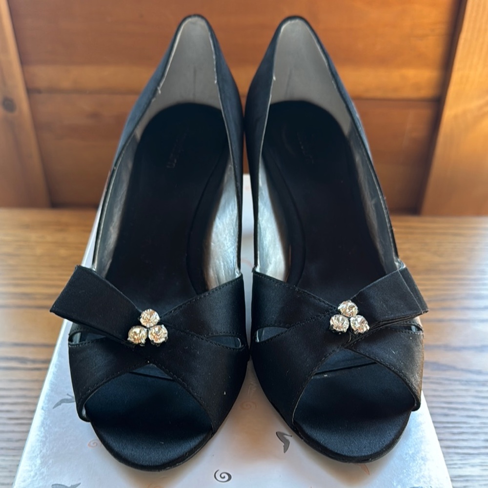 Elegant Black Women's Peep-Toe Heels